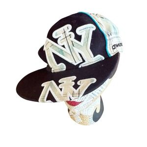 City Hunter NY New York Ultimate Fitted Medium Black Blue Plaid Hat Cap